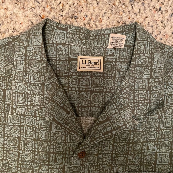 LL Bean Aztec Short Sleeve Button Up Green Sz L - Picture 3 of 5